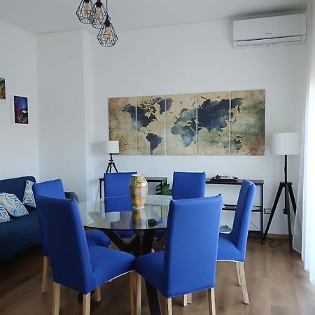 Residenza Dei Poeti - Roomy And Modern Flat Palermo Bagian luar foto