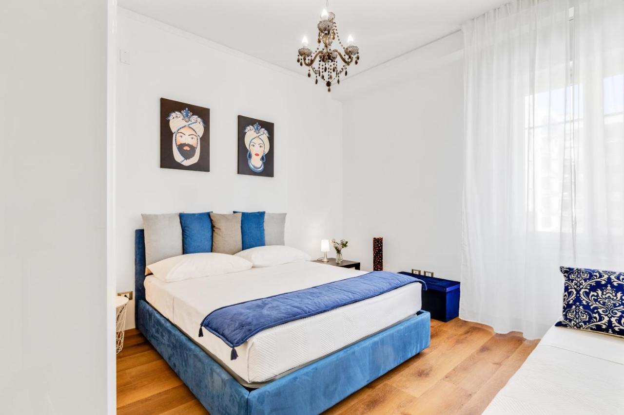 Residenza Dei Poeti - Roomy And Modern Flat Palermo Bagian luar foto